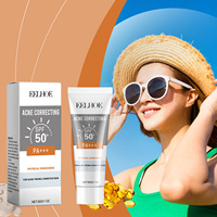 Tabir Surya Wajah Luar Ruangan SPF 50+ Anti Sinar Matahari Perlindungan Alami Mencerahkan Pelembab Ringan Menyegarkan Pengontrol Minyak Sunblock