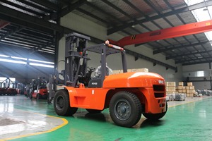 Carretilla elevadora diésel grande de 10 toneladas con transmisión hidráulica de motor japonés, carretilla elevadora de 1000kg <span class=keywords><strong>a</strong></span> la venta - Product Image 2