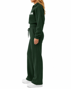 Conjunto Deportivo de 2 Piezas para Mujer, Color Verde Oscuro, Sudadera Corta con Cierre de Cremallera, Pantalones Anchos con Cordón Ajustable, Corte Holgado Informal - Product Image 4