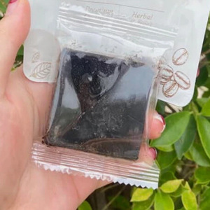 <span class=keywords><strong>Savon</strong></span> artisanal fouetté pour le visage et le corps, exfoliant éclaircissant et blanchissant aux herbes et au café - Product Image 1