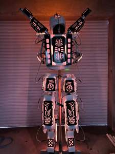 Disfraz de Robot LED para Adulto para Fiestas y Actuaciones, Inspirado en Flamenco con Zancos para Eventos de Salón - Product Image 6