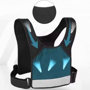 Camelbak Échantillon Gratuit Gilet de Course Réfléchissant avec Support Téléphone, Sac à Dos d'Hydratation Léger pour la Course à Pied avec Poche à Eau - Product Image 5