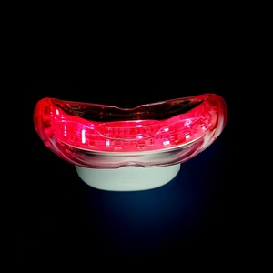 Appareil de luminothérapie buccale LED 3 couleurs (rouge, infrarouge, <span class=keywords><strong>violet</strong></span>) avec 32 LED, minuterie automatique, pour le soin des gencives, l'hygiène buccale et l'élimination des taches, OEM d'usine - Product Image 3