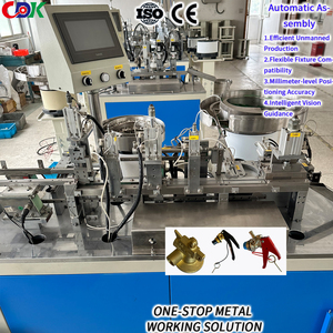 Ligne de production de montage de têtes d'extincteurs avec procédé de pressage de raccords et d'étanchéité - Product Image 1