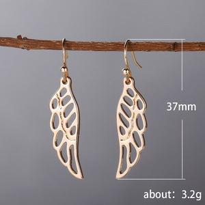 Orecchini pendenti con ali d'angelo per donna, gioielli semplici ed eleganti - Product Image 5