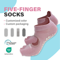 Chaussettes de sport antidérapantes en silicone avec logo personnalisé, prix d'usine, chaussettes de Pilates pour la remise en forme