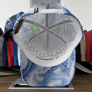 Casquette de golf imperméable à imprimé camouflage liquide, perforée au laser, respirante, à visière incurvée, style trucker, pour hommes et femmes - Product Image 6