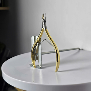 Coupe-cuticules professionnels en acier inoxydable, coupe-cuticules ergonomique et tranchant pour salon et usage domestique, approvisionnement en vrac - Product Image 2