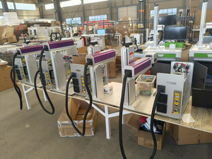 Machine de gravure laser fibre JPT Mopa M7 50W 60W à prix réduit pour la marquage laser du laiton et des métaux, compatible AI/DXF/PLT/BMP/DWG/DST, précision 0,01 mm - Product Image 5