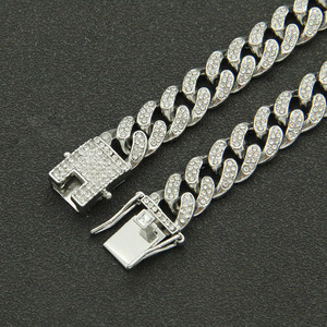 Collar de Cadena Cubana con Estrella Tridimensional para Hombre, Collar de Moda Tanjing, Collar Lijing - Product Image 3