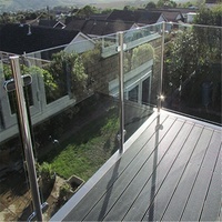 Nouvel an, poster neo, avec balustrade en verre, au meilleur prix