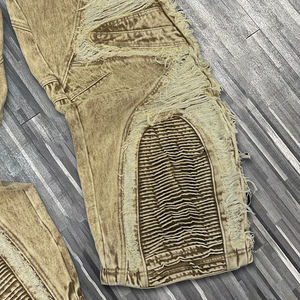 بنطلون جينز رجالي واسع الساق بتصميم عتيق من القطن 100٪ مع غسيل حمضي وتمزقات وخصر متوسط وسحابات، متاح للتصنيع حسب الطلب - Product Image 4