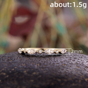 Anello impilabile da donna dal design minimalista a strati, accessorio per dita da indossare tutti i giorni - Product Image 6