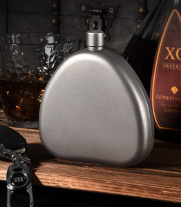 Petaca de Titanio Puro, Pequeña, de 220 ml, Gruesa y Plana, para Whisky, Camping, Aire Libre, Portátil, para Vino - Product Image 2