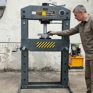 Presse hydraulique d'atelier TAYO WIEDERKRAFT 100 tonnes à châssis en H avec moteur de pompe et manomètre, conception haute rigidité - Product Image 3