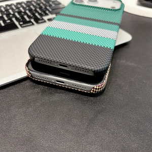 Funda Delgada para Teléfono con Diseño <span class=keywords><strong>de</strong></span> Rayas, sin Marco, para <span class=keywords><strong>iPhone</strong></span> 15 16 17 Pro Max, Carga Magnética Inalámbrica, Venta al Por Mayor <span class=keywords><strong>de</strong></span> Fábrica - Product Image 5