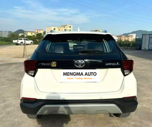 Auto Urbano Usado, Pequeño y Económico |   <span class=keywords><strong>Toyota</strong></span> <span class=keywords><strong>Yaris</strong></span> L 2021 CVT Edición Deluxe |   Hatchback <span class=keywords><strong>Crossover</strong></span> con Volante a la Izquierda |   Gasolina 1.5L - Product Image 5