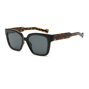 Gafas de Sol Unisex Polarizadas de Acetato con Montura Completa Cuadrada Blanca de Zhejiang - Protección Solar Duradera y Listas para Conducir, Disponibles en Stock - Product Image 6