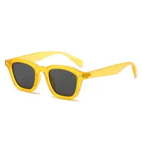 Lunettes de soleil carrées rétro noires pour hommes et femmes, décontractées, pour la conduite, les activités de plein air, protection UV400, tendance streetwear, accessoire quotidien, lunettes d'été