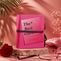 Boîte cadeau magnétique en forme de livre pour bijoux avec pelliculage mat, estampage à chaud haut de gamme, logo personnalisé, rose