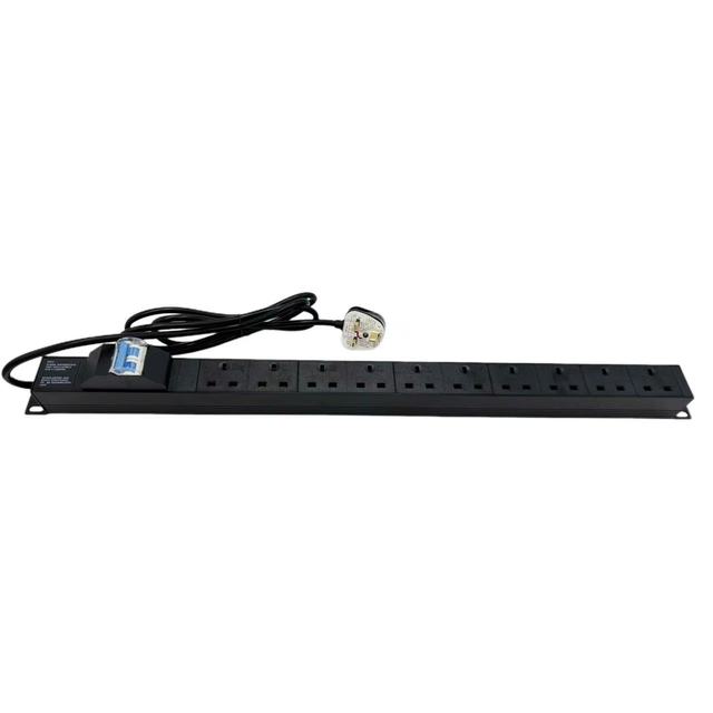 UK Type 10 Ways UK Type Power Distribution Unit with 2P Circuit Breaker for Network Cabinet