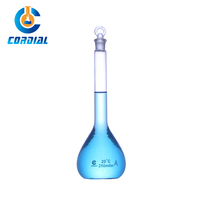 Fiole volumétrique en verre borosilicate 3.3 CORDIAL 25/50/100/200/250/500 ml avec bouchon en verre pour usage en laboratoire