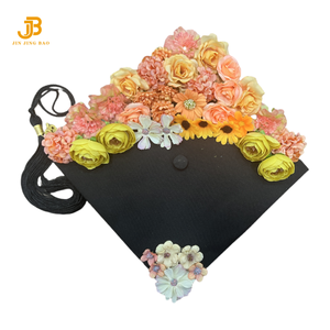 Vestidos de gorras de graduación de la Universidad Unisex de flores personalizadas para niños y adultos fiesta apropiada con borla - Product Image 6