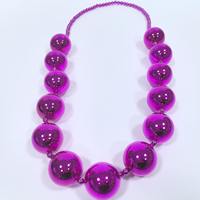 Perles géantes en plastique bon marché pour carnaval, 60 mm, rose vif, pour colliers, défilés, fêtes à thème Nouvelle-Orléans, en gros, en promotion