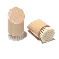 Brosse faciale sèche de qualité supérieure en gros avec poils en laine naturelle, manche en bois de hêtre, exfoliation douce pour les peaux sensibles
