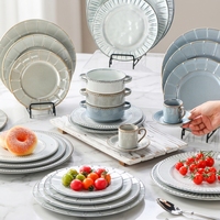 Assiettes rondes peu profondes en céramique classiques ST pour pâtes et steaks, vaisselle de table, ensemble personnalisé OEM/ODM pour hôtels, mariages, décoration et restauration