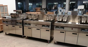 Friteuse électrique ouverte de style <span class=keywords><strong>Frymaster</strong></span> à grande capacité avec 3 bacs et panneau de commande pour poulet frit - Product Image 2