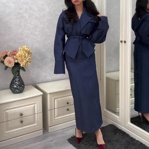 Ensemble <span class=keywords><strong>Femme</strong></span> Tenue Décontractée Automne 2025 : Veste à Manches Longues Revers Crantés et Ceintures, Jupe <span class=keywords><strong>Longue</strong></span> Droite et Manteau Décontracté Urbain - Product Image 2