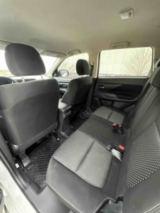 מיצובישי אאוטלנדר 2022 אוטומטית, הגה שמאלי, ריפודי עור כהים, ג'אנטים R19, SUV, הנעה קדמית, מנוע 2.0 ליטר, 63000 קילומטרים נסיעה. - Product Image 5