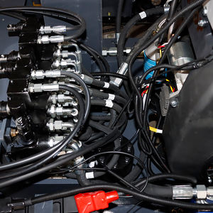 รถขุดขนาดเล็ก 1.8T ใหม่ พร้อมระบบปั๊มไฮดรอลิกเครื่องยนต์ที่ได้รับการปรับปรุง สำหรับงานก่อสร้าง การทำเหมือง และการจัดสวน - Product Image 5