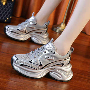 Zapatos Deportivos Casuales de Plataforma Alta para Mujer, Color Plateado, Primavera 2025, Modelo Super Fire White26 - Product Image 1