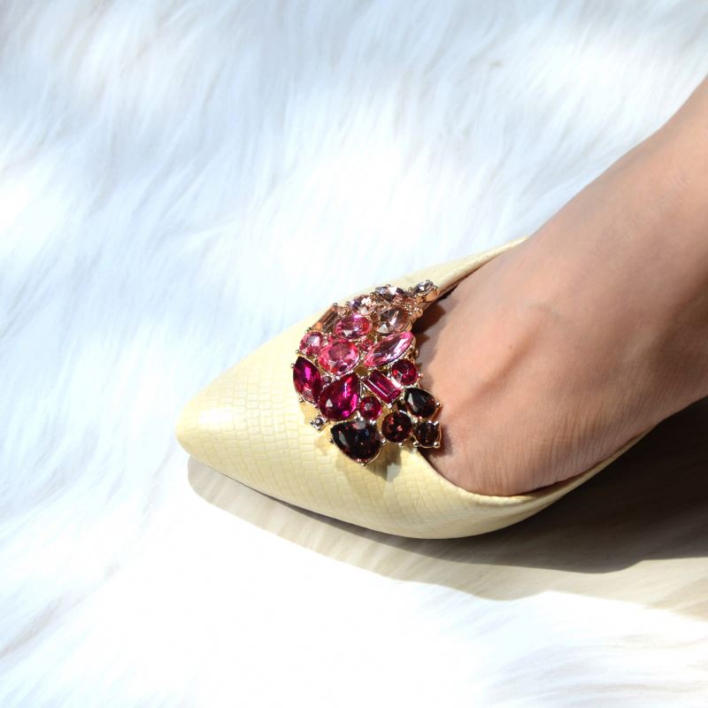 Venta al por mayor accesorios en flores para calzado-Compre online los  mejores accesorios en flores para calzado lotes de China accesorios en  flores para calzado a mayoristas | Alibaba.com
