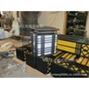 Lampe murale extérieure carrée à LED 110-240V, étanche, diffuseur en verre trempé, garantie 5 ans - Product Image 1