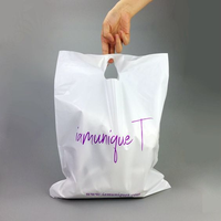 Sac en plastique rose découpé à l'emporte-pièce avec Logo, emballage de Shopping, sacs en plastique pour vêtements cosmétiques