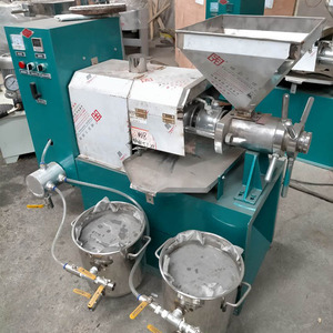 Prensa de aceite combinada en espiral-Prensa de aceite de nuez <span class=keywords><strong>y</strong></span> Oliva de sésamo de alta eficiencia automática Capacidad de 65 kg/h - Product Image 2