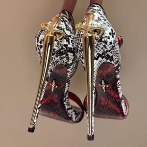 Nouvelles sandales à talons hauts en cuir et métal de Paris 2025, décoration en forme de poignard, bout ouvert personnalisé, tendance - Product Image 6