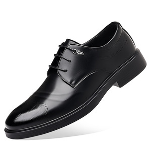 Chaussures habillées en cuir pour hommes, style Oxford, à bout pointu, pour le bureau et les occasions formelles, semelle extérieure en caoutchouc respirante, couleur noire unie, idéales pour les mariages - Product Image 1