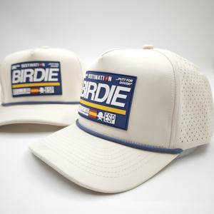 Gorra de béisbol deportiva de 5 paneles con logo personalizado, parche de goma con diseño de rombos, cuerda, para papá, para correr, ajustable, con orificios cortados a láser, impermeable - Product Image 1