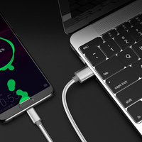 Câble de charge rapide USB-C vers USB-C 60W, transfert de données Type-C 3A pour iPhone 15 16 17, câble tressé coloré en nylon de 1M avec coque en aluminium