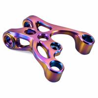 Bras de liaison irrégulier en alliage de titane TC4 anodisé arc-en-ciel, usiné CNC, pour suspension de voiture de course haute performance