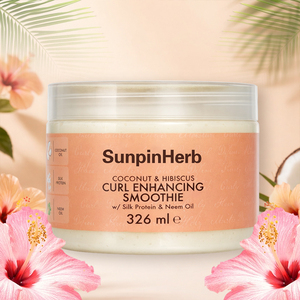 Crème hydratante profonde pour rehausser les boucles, pour cheveux naturellement ondulés et bouclés, avec formule à la noix de coco et à l'hibiscus - Product Image 1
