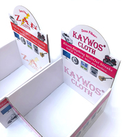 Plateau en carton minimaliste à face inclinée, pelliculage mat, typographie simple, boîte de présentation pour magasin de proximité