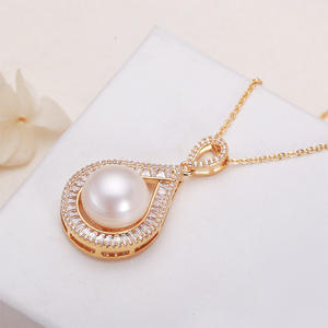 จี้ไข่มุกน้ำจืดแท้ ดีไซน์หยดน้ำ ประดับเพชรเต็มเม็ด ชุบทองใหม่ รูปทรงเรขาคณิต ทองแดง - Product Image 1