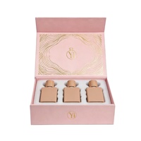 Boîtes d'emballage rectangulaires en papier rigide écologiques à impression personnalisée, logo en feuille d'or, flacons de parfum de 50 ml (usage cosmétique) CN