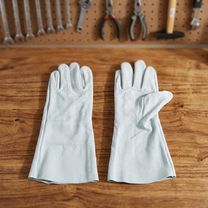 Gants de soudage en cuir PU texturé robustes et personnalisés, résistants à la chaleur, durables, anti-vibrations, antidérapants, 11 oz, 16 pouces - Product Image 3