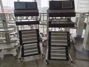 Kernel KN 4006BL3, 4 Paneles UVB con Carro, Fototerapia UVB, Lámparas UVB de Banda Estrecha de 311nm para <span class=keywords><strong>Tratamiento</strong></span> de Vitiligo en Piernas y Manos - Product Image 5